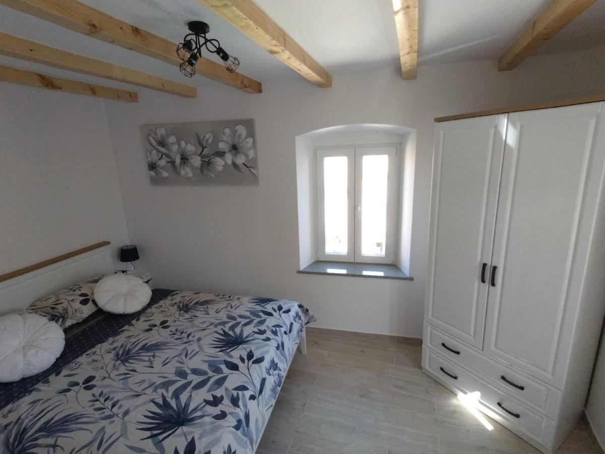 Apartments Ivana Trogir Bagian luar foto