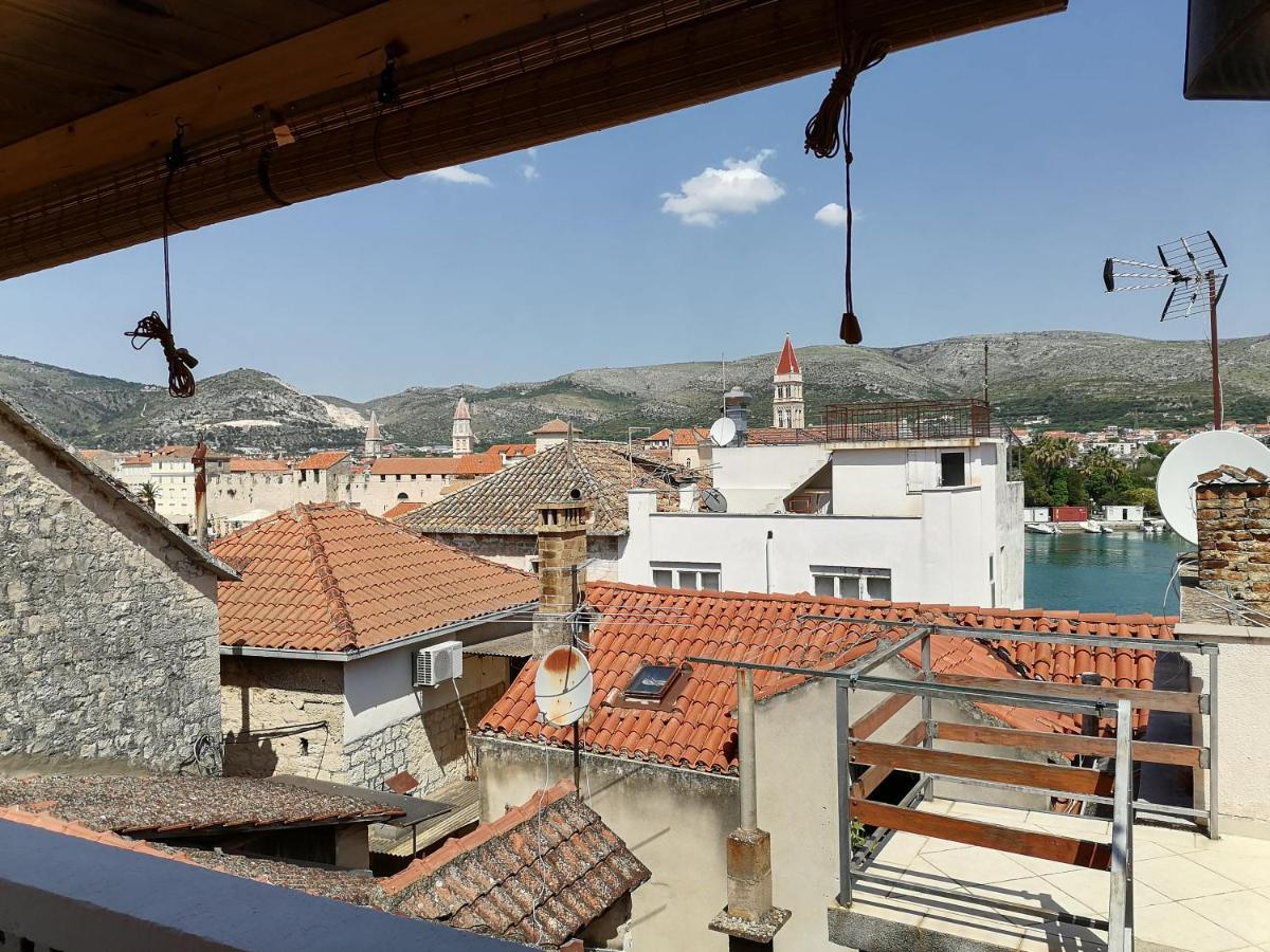Apartments Ivana Trogir Bagian luar foto