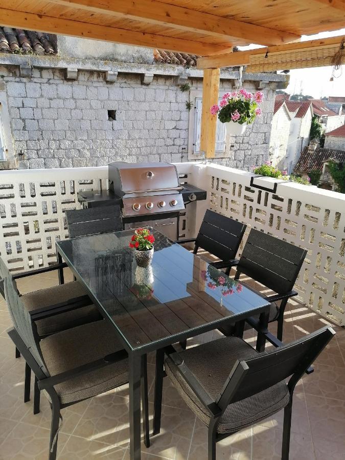Apartments Ivana Trogir Bagian luar foto