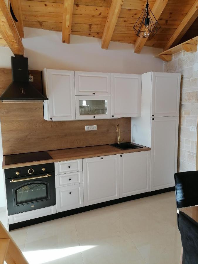 Apartments Ivana Trogir Bagian luar foto