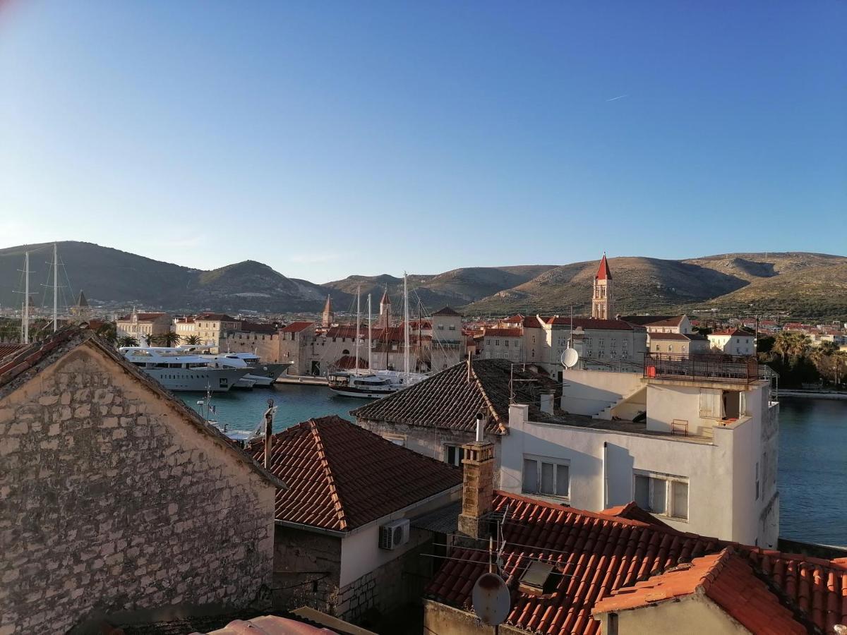 Apartments Ivana Trogir Bagian luar foto